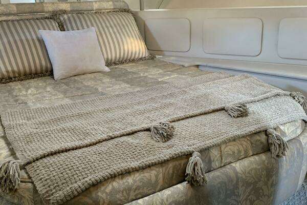 Magnum 50 Bestia Yacht For Sale