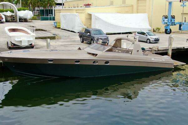 Magnum 50 Bestia Yacht For Sale