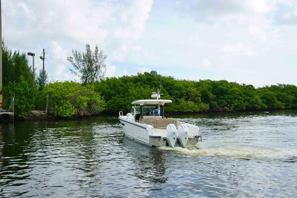 40ft Nimbus Yacht For Sale