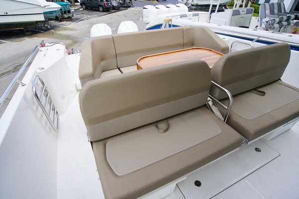 40ft Nimbus Yacht For Sale