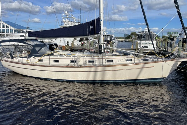 JIJO II 44ft Island Packet Yacht For Sale
