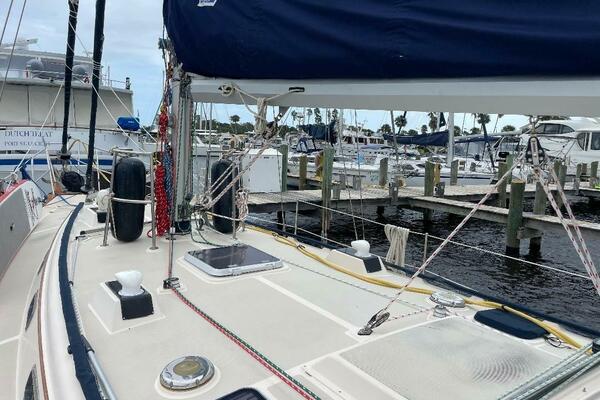 JIJO II 44ft Island Packet Yacht For Sale