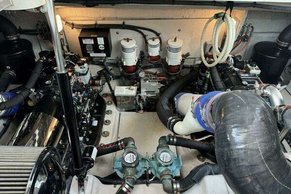 Sea Ray 470 Sundancer Yacht For Sale