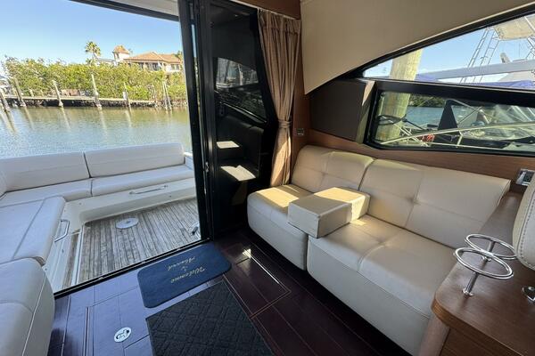 Lopez Cove II 47ft Sea Ray Yacht For Sale