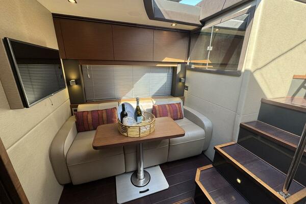 Lopez Cove II 47ft Sea Ray Yacht For Sale