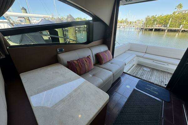 Sea Ray 470 Sundancer Yacht For Sale