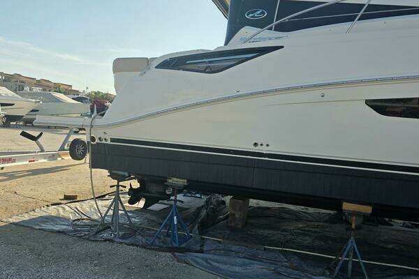 Sea Ray 470 Sundancer Yacht For Sale