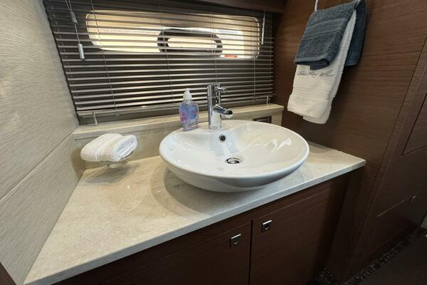 Lopez Cove II 47ft Sea Ray Yacht For Sale