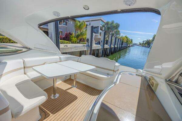 Formula 400 Super Sport Yacht For Sale