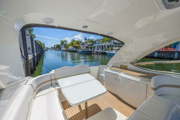 Formula 400 Super Sport Yacht For Sale