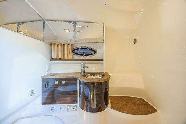 Formula 400 Super Sport Yacht For Sale