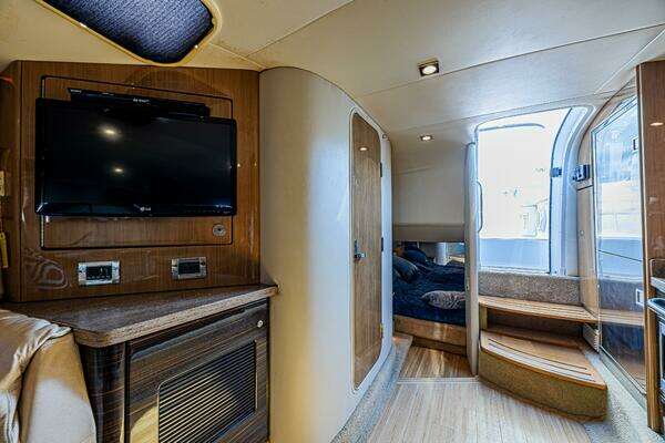 Formula 400 Super Sport Yacht For Sale