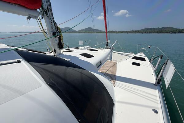 Arkouda 49ft Privilege Yacht For Sale