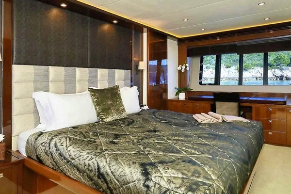AGAVE 85ft Princess Yachts Yacht For Sale