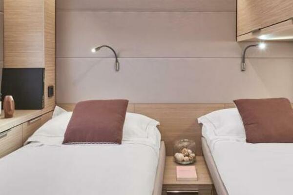 55ft Lagoon Yacht For Sale