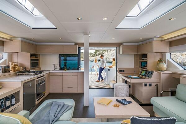 55ft Lagoon Yacht For Sale