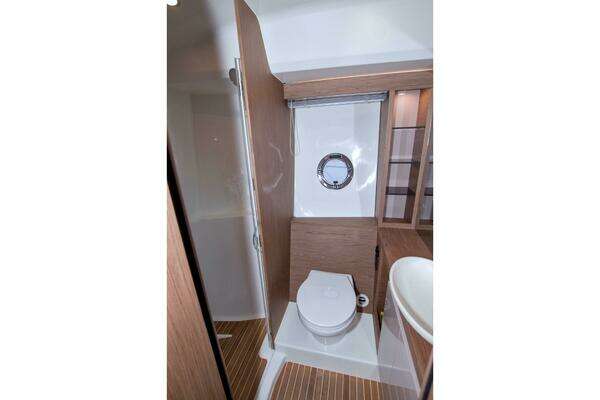 2019 Beneteau 50