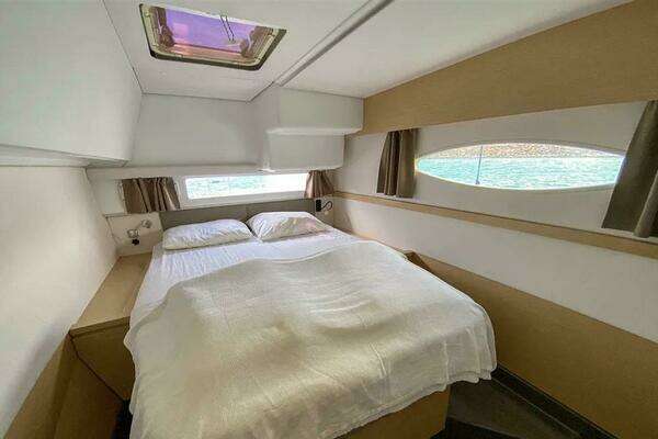 Fountaine Pajot Helia 44 Yacht For Sale