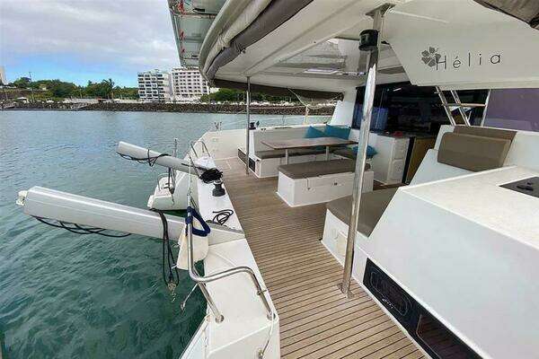 Fountaine Pajot Helia 44 Yacht For Sale