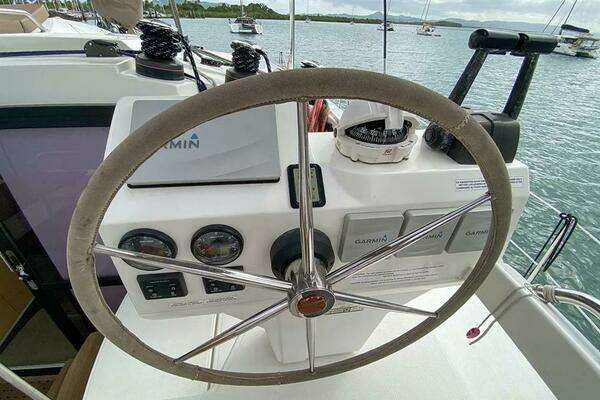 Fountaine Pajot Helia 44 Yacht For Sale