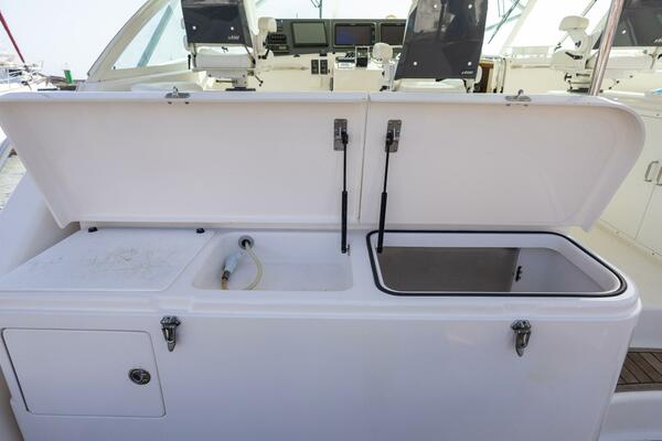Blue Legend 40ft Cabo Yacht For Sale