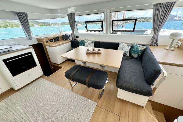 Kweli 44ft Excess Yacht For Sale