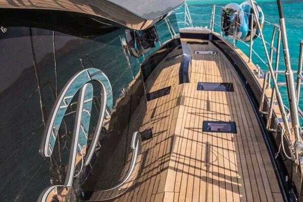 RELENTLESS 60ft Sunreef Yacht For Sale