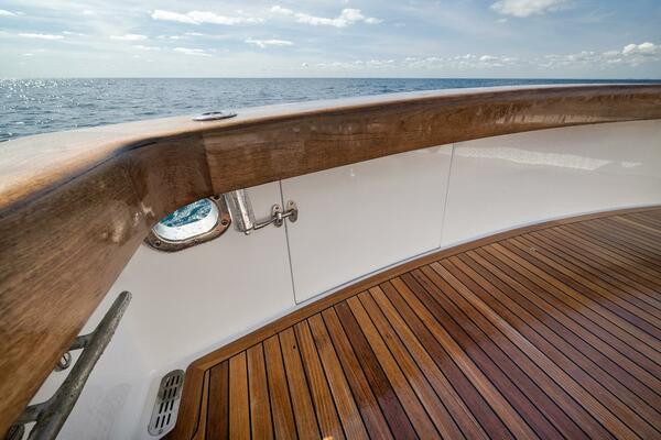 PISTOL 60ft Weaver Yacht For Sale