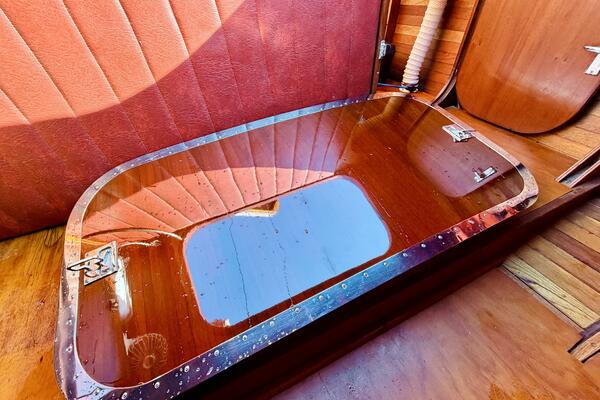 30ft Custom Yacht For Sale