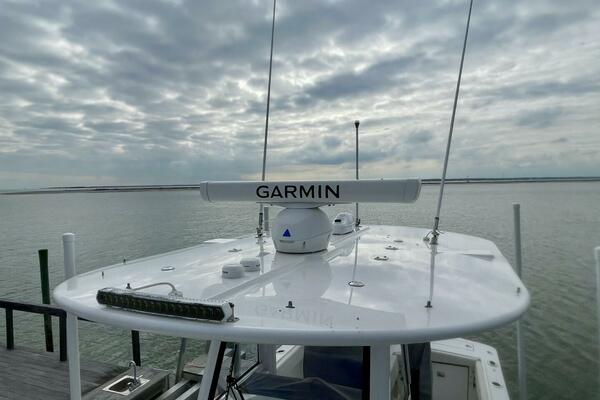 R amp R 28ft Regulator Yacht For Sale