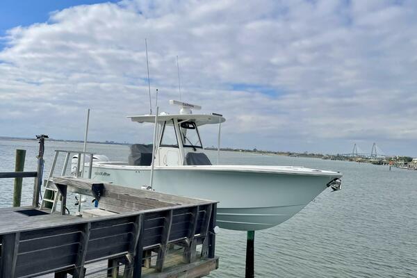 R amp R 28ft Regulator Yacht For Sale