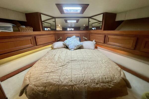 Musn t Touch It 38ft Egg Harbor Yacht For Sale