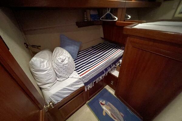 Musn t Touch It 38ft Egg Harbor Yacht For Sale