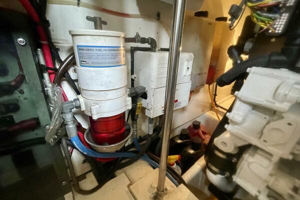 Musn t Touch It 38ft Egg Harbor Yacht For Sale