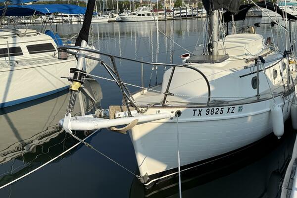 Stardust 25ft Pacific Seacraft Yacht For Sale