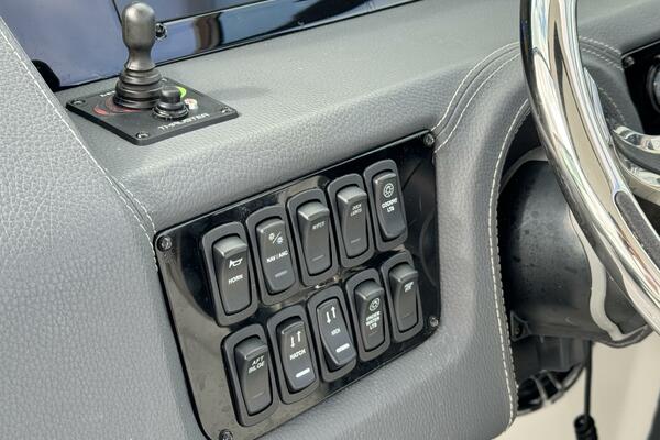 Belle Vie 29ft Regal Yacht For Sale