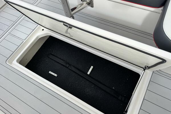 Belle Vie 29ft Regal Yacht For Sale