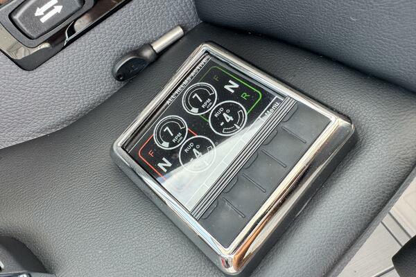 Belle Vie 29ft Regal Yacht For Sale