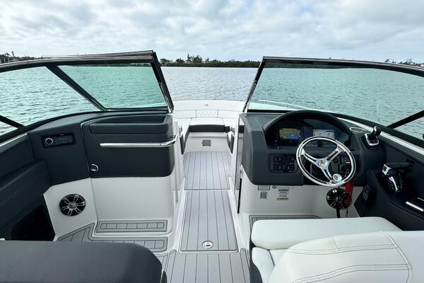 Belle Vie 29ft Regal Yacht For Sale