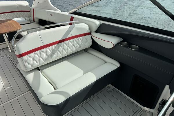 Belle Vie 29ft Regal Yacht For Sale