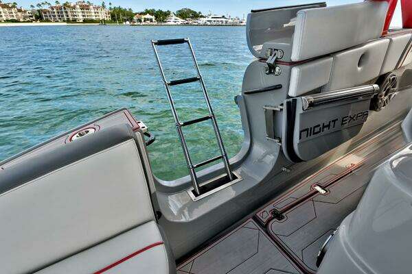 Midnight Express 43 Open Yacht For Sale