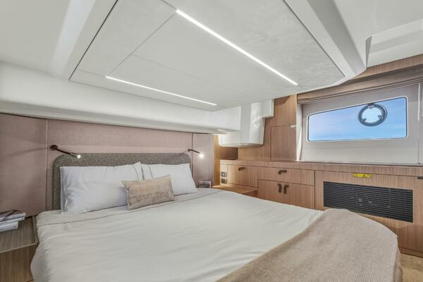 New Prestige F4 3 43ft Prestige Yacht For Sale