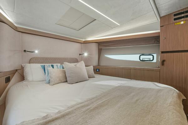New Prestige F4 3 43ft Prestige Yacht For Sale