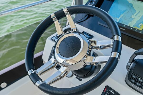 2026 Prestige F4.3 Flybridge 