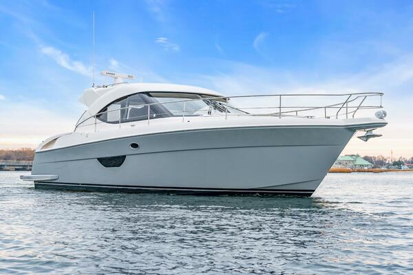 AYEROLLER 44ft Riviera Yacht For Sale