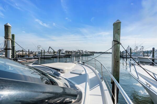 AYEROLLER 44ft Riviera Yacht For Sale