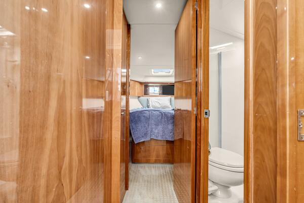 AYEROLLER 44ft Riviera Yacht For Sale