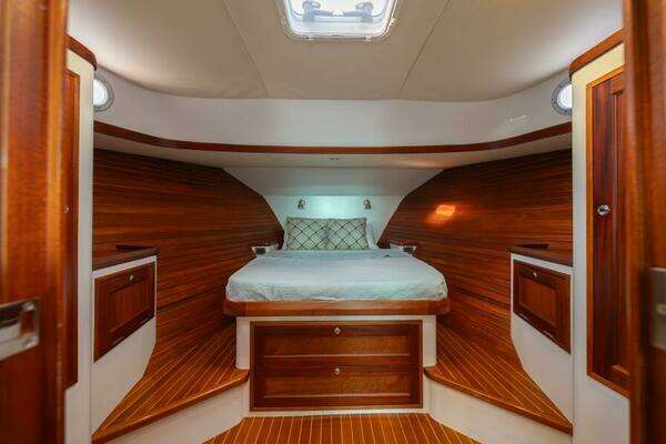 New England Boatworks Zurn 50 Yacht For Sale