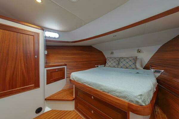 New England Boatworks Zurn 50 Yacht For Sale
