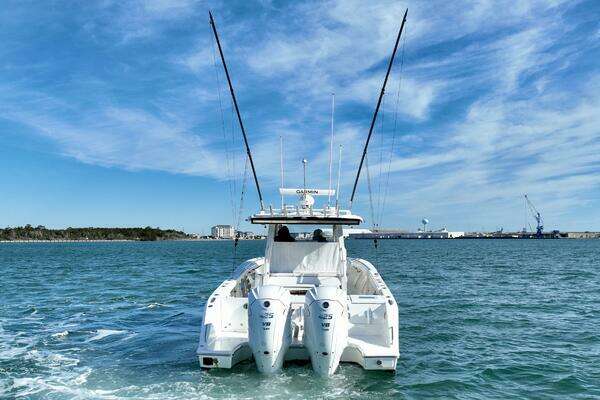 Pursuit 358 S Yacht For Sale